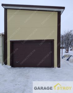 Гараж из сендвич-панелей размером 4 на 7.4м вид 2