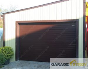 Гараж из сэндвич-панелей 7*5м с навесом вид 2