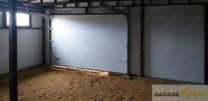 Быстровозводимое здание из сэндвич-панелей  размером 8х20м. вид 8